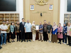 Andre Rosiade: Komisi VI DPR dan Danantara Komitmen Sehatkan Pos Indonesia