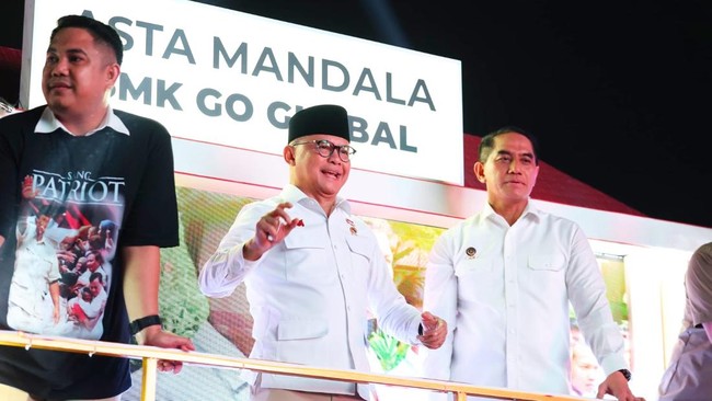 Karnaval Bersatu Harmoni Nusantara: Antusiasme Masyarakat Memuncak di Monas
