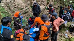 31 Pendaki Gunung Bawakaraeng Dievakuasi Saat HUT RI, 1 Cedera Lutut Parah