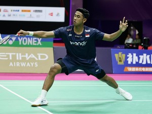 Kejuaraan Dunia Bulutangkis 2026: Alwi Farhan Tembus 8 Besar