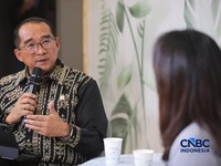 Direktur Keuangan PT Pertamina Geothermal Energy Tbk (PGE), Fransetya Hasudungan Hutabarat saat sesi wawancara di Jakarta International Convention Center (JICC), Senayan, Jakarta, Rabu (19/8/2026). (CNBC Indonesia/Faisal Rahman)