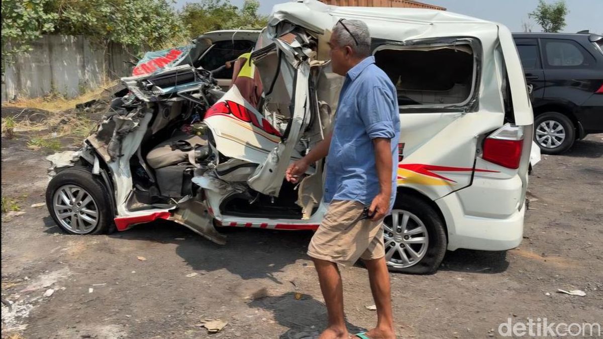 Tragis Pasutri Tewas di Tol Batang Saat Antar Jenazah Anak