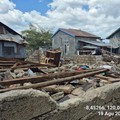 Kondisi rumah warga setelah gempa di Desa Golo Sepang, Kec. Sepang, Manggarai Barat sekitar 100 rumah rusak terdampak Gempa Flores M7,7 pada 15 Agustus 2026. (Tangkapan layar X Daryono)