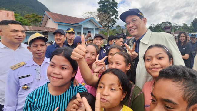 Purbaya dan Legislator Kunjungi Flores, Lihat Kondisi Pasca Gempa