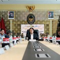 Menteri Koordinator Bidang Hukum, Hak Asasi Manusia, Imigrasi, dan Pemasyarakatan Yusril Ihza Mahendra memimpin Rapat Tingkat Menteri terkait Pengembalian Langkah Penyelesaian Terpadu atas Permasalahan Hukum dan Situasi Wilayah Operasi Belitung PT Ti