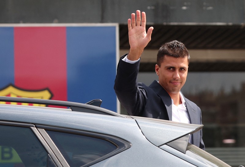 Soccer Football - Barcelona unveil Rodri - Spotify Camp Nou, Barcelona, Spain - August 18, 2026 New FC Barcelona player, Rodri during the presentation REUTERS/Bruna Casas