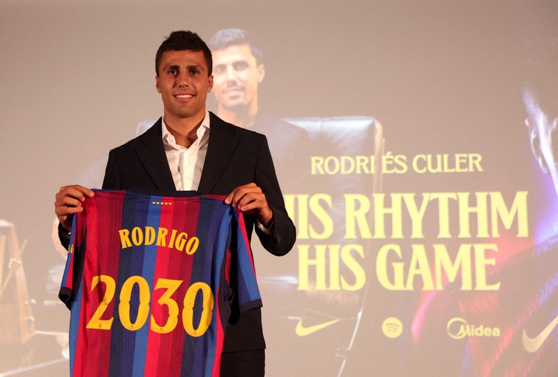 Soccer Football - Barcelona unveil Rodri - Spotify Camp Nou, Barcelona, Spain - August 18, 2026 New FC Barcelona player, Rodri during the presentation REUTERS/Bruna Casas