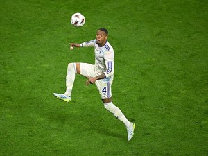 Pindah ke Arsenal, Konsa Sampaikan Pesan Menyentuh ke Aston Villa