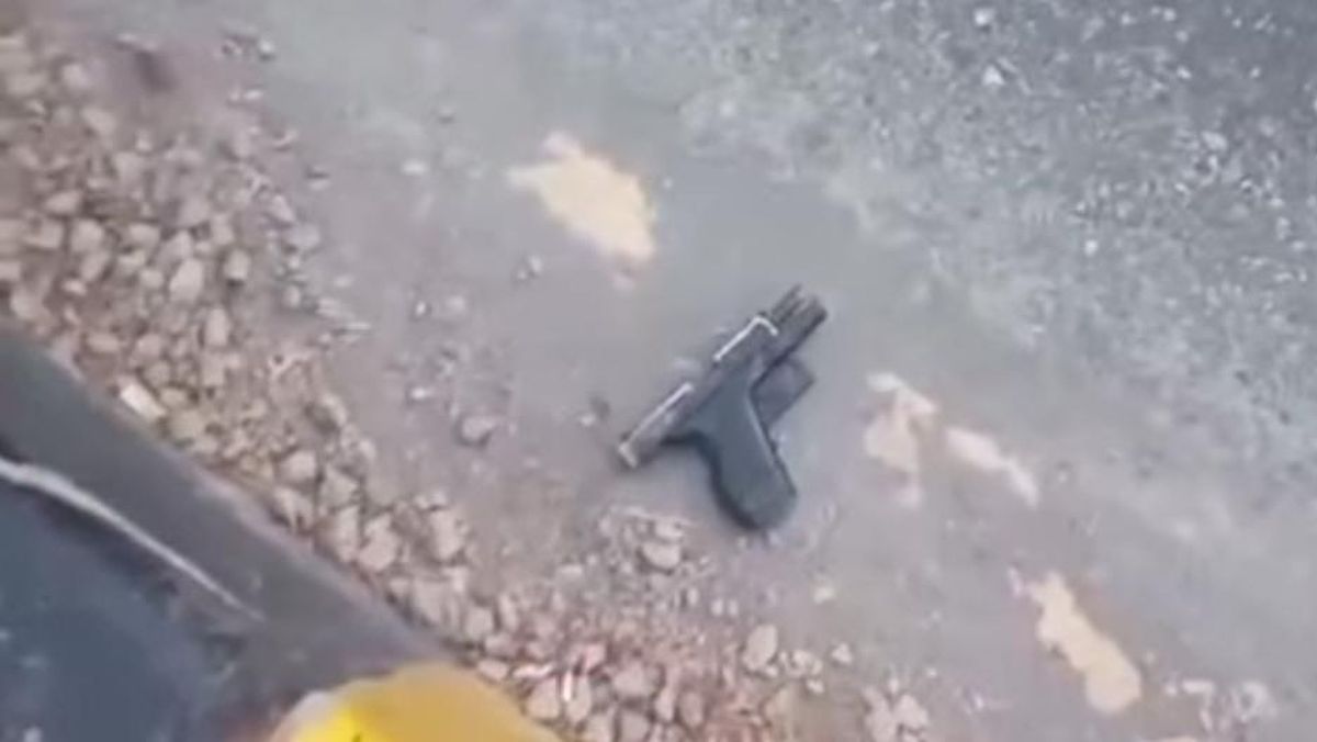 Heboh Pemotor Berpistol Kecelakaan di Slawi Tegal