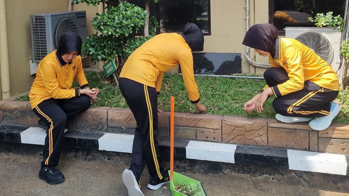 bersih Mako Polres Lamongan Jelang HUT ke-78 Polwan