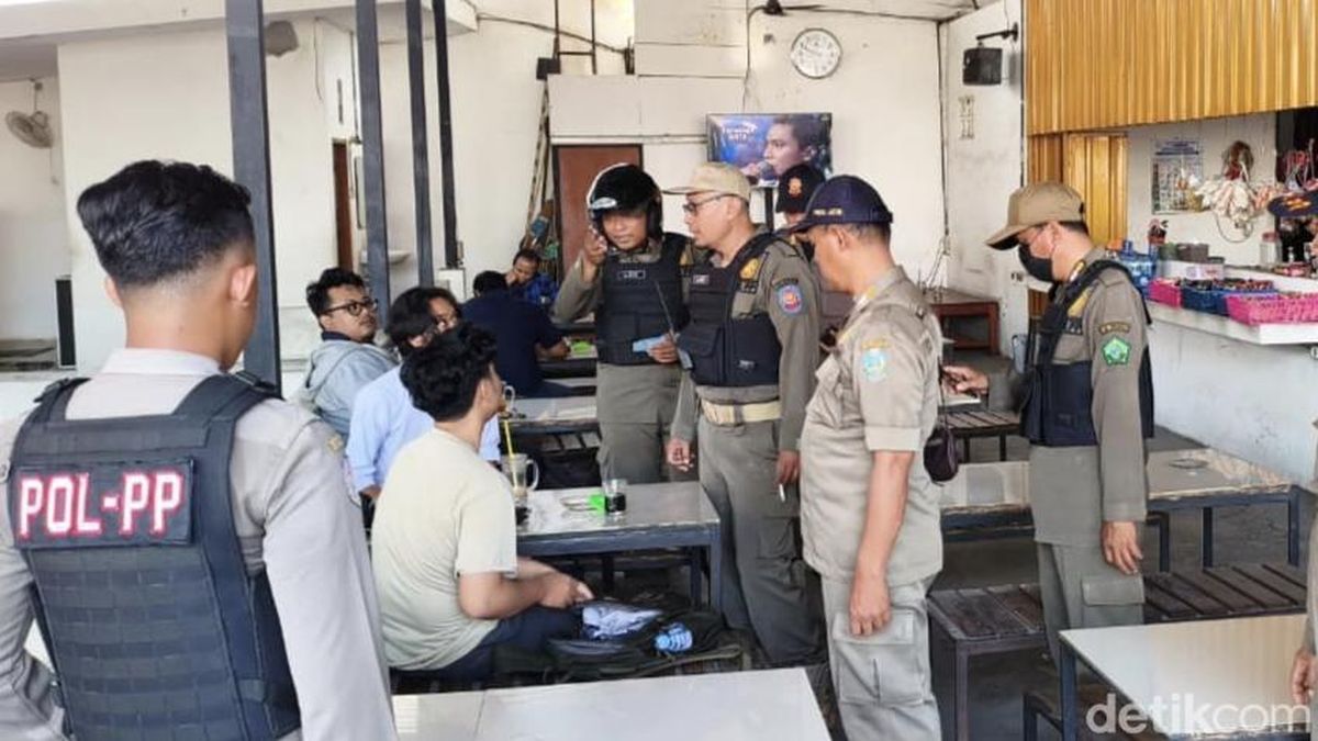 9 Pelajar Kepergok Ngopi di Jam Sekolah Saat Razia Satpol PP Sidoarjo