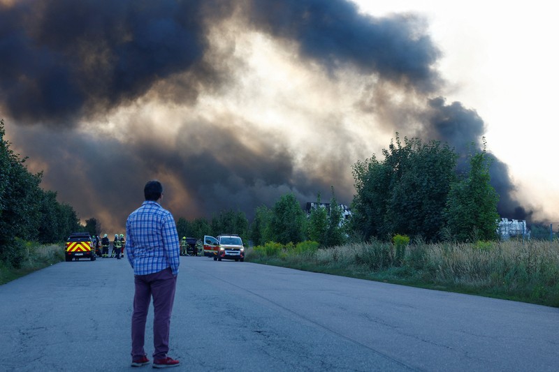 Sebuah ledakan di kota saat serangan rudal Rusia&mdash;di tengah serangan Rusia terhadap Ukraina&mdash;di Kyiv, Ukraina, pada 20 Agustus 2026. (REUTERS/Gleb Garanich)