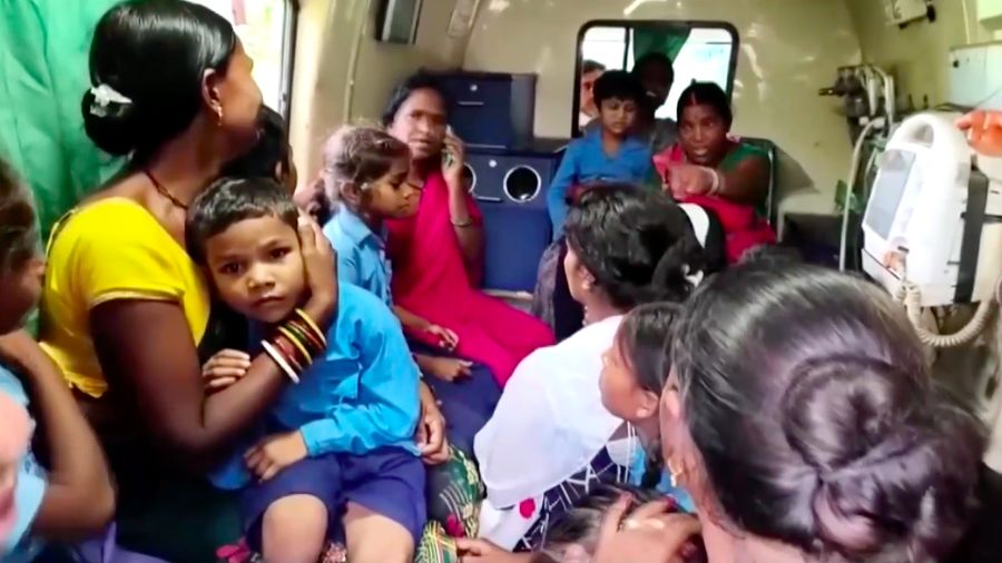 Setidaknya 34 siswa dilaporkan jatuh sakit setelah menyantap makanan yang diduga terkontaminasi saat jam makan di sebuah sekolah negeri di negara bagian Bihar, India timur, pada Rabu (19/8/2026).