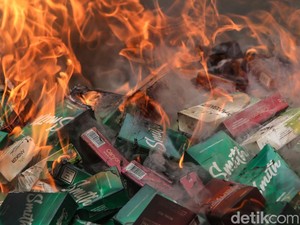 Rokok Ilegal yang Disita Bea Cukai Tembus 1,124 Miliar Batang