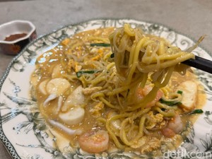 Ciamik: Lezatnya Hokkien Mie hingga Nasi Ayam Hainan di Kopitiam Baru