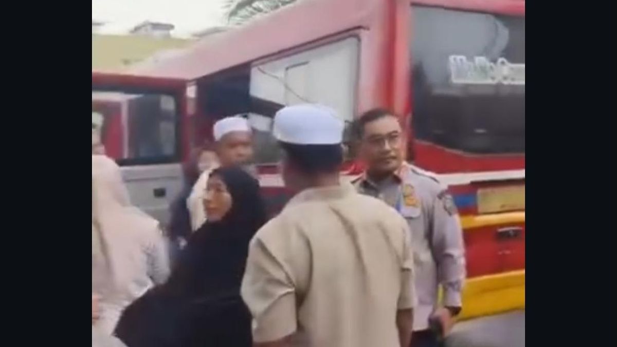 Gagal Berangkat ke Makkah, Calon Jemaah Umroh di Madina Polisikan Travel