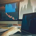 Rekomendasi Saham Hari Ini: AMMN, BUMI, hingga UNVR