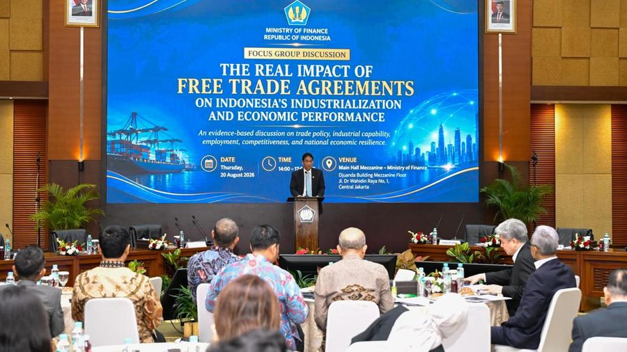 Menteri Keuangan Purbaya Yudhi Sadewa saat menjadi keynote speaker pada Free Trade Agreements on Indonesia Industrialization and Economic Perforamance di Aula Juanda lantai Mezanine Kementerian Keuangan pada Kamis (20/8).