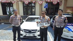 Pemilik Mercy B 333 GO Lawan Arah di Semarang Perempuan, Ini Pengakuannya
