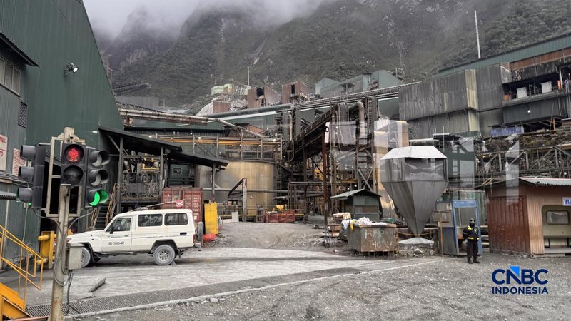 PT Freeport Indonesia (PTFI) memiliki area pertambangan tembaga terbesar di dunia.