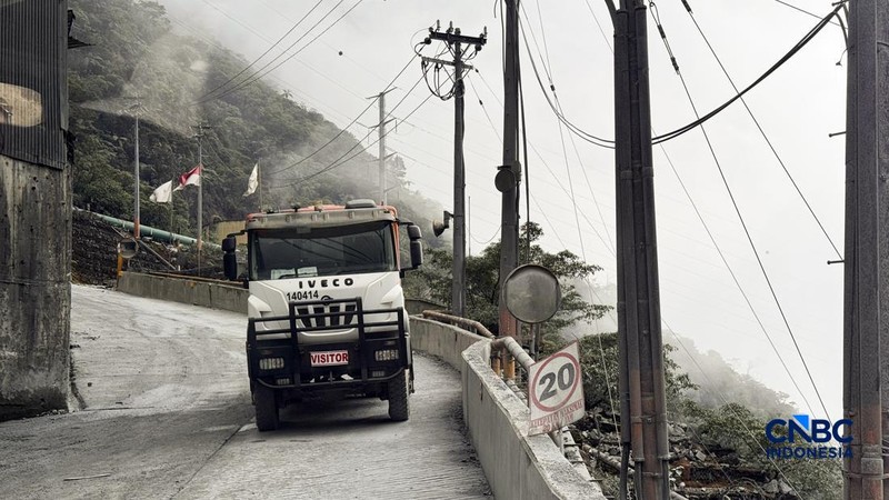 PT Freeport Indonesia (PTFI) memiliki area pertambangan tembaga terbesar di dunia.
