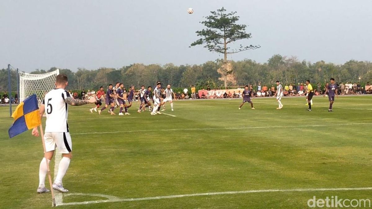 Persik Kediri Kalahkan Bhayangkara FC 2-1 di Laga Uji Coba