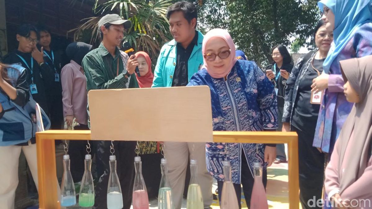 Bantuan Khusus Perempuan-Anak Korban Gempa NTT Dikirim Pakai Pesawat Hercules
