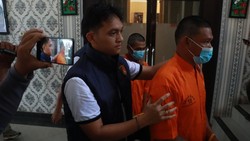 Duduk Perkara Pria Senter Kepergok Bocah Ternyata Pelaku Karhutla