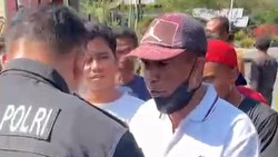 Belum Dapat Bantuan, Korban Gempa di Manggarai Adang Kendaraan Polisi