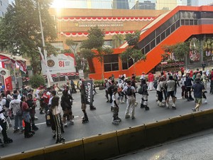 Komunitas Sepatu Roda Semarakkan Peringatan HUT RI di CFD Rasuna Said