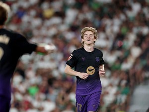 Anthony Gordon yang Langsung Bikin Rekor di Barcelona