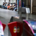 Militer Taiwan mengadakan latihan di Kabupaten Yilan untuk mensimulasikan pemblokiran Terowongan Hsuehshan dan mencegah pasukan Tiongkok menggunakannya untuk maju ke Taipei, sebagai bagian dari latihan tahunan Han Kuang. (REUTERS/Ann Wang)