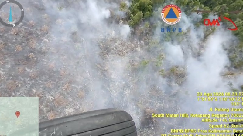 Kondisi dan upaya penanganan kebakaran lahan di Kabupaten Nabire, Papua Tengah, Minggu (23/8). (BPBD Kabupaten Nabire)