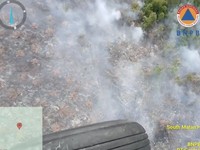 Operasi water bombing untuk pemadaman karhutla di Kabupaten Ketapang, Kalimantan Barat, Minggu (23/8). (Dok. BNPB)