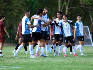 Daya Saing Antarpemain PSIM Bikin Van Gastel Khawatir
