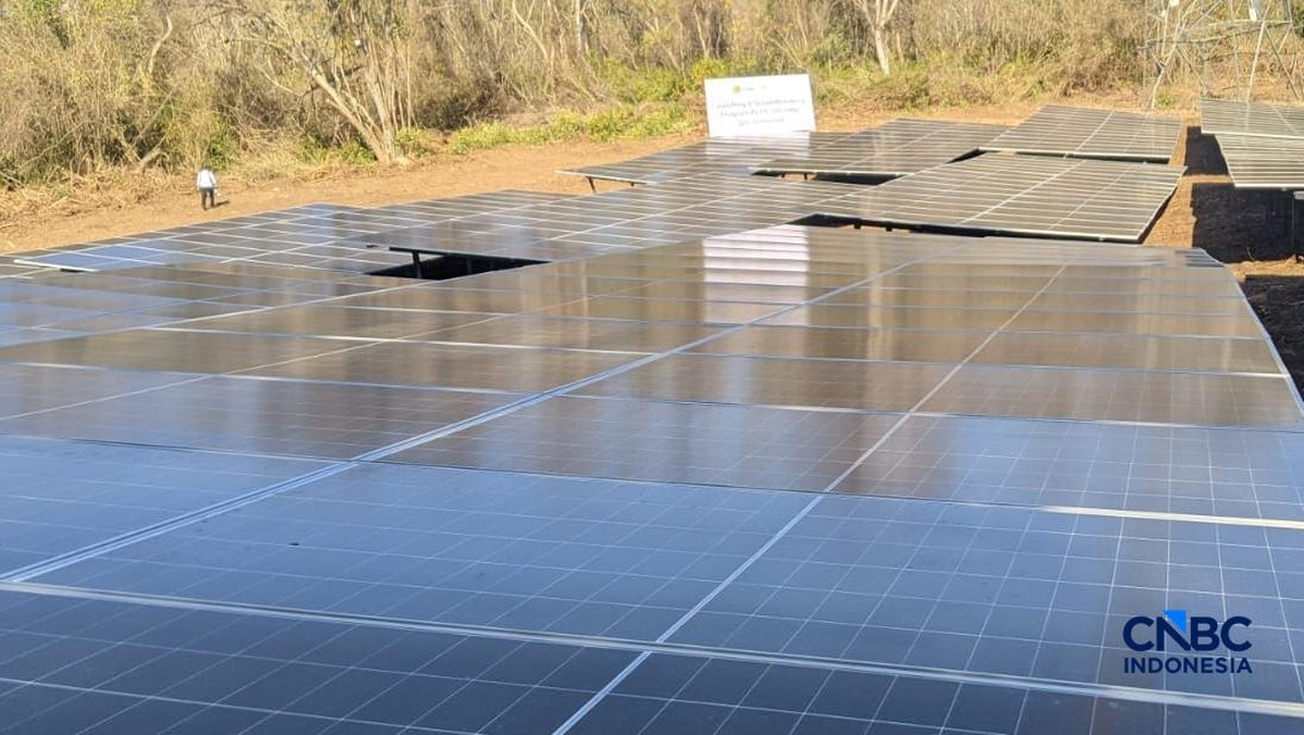 RI Bangun PLTS 100 Giga Watt, Nilainya Tembus Rp1.140 Triliun
