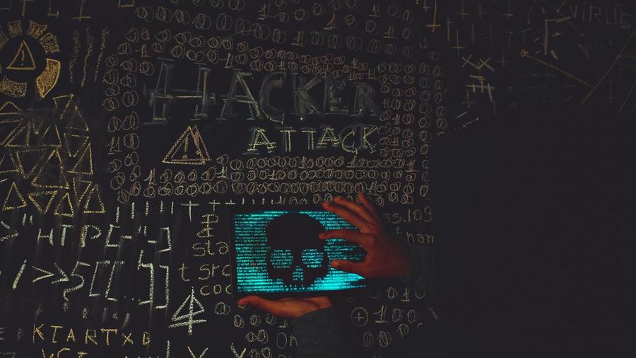 Scam Hacker Virus. (Pexels)