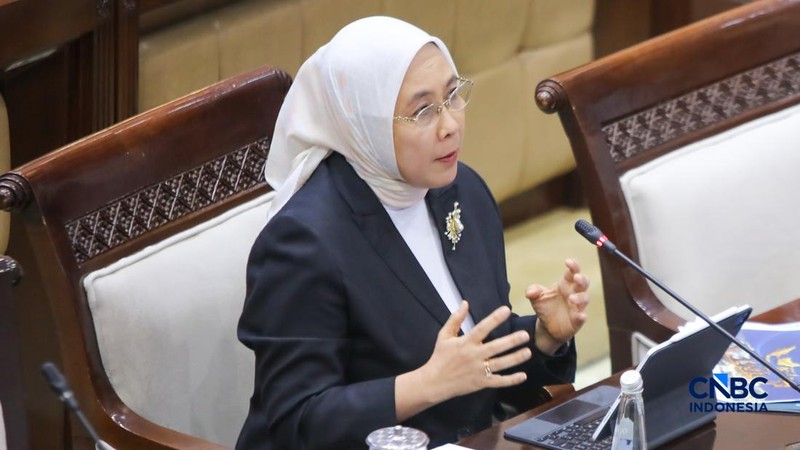 Calon Deputi Gubernur Senior Bank Indonesia (BI), Aida S. Budiman saat menjalani Uji Kelayakan atau Fit and Proper Test di Gedung DPR/MPR RI, Jakarta, Rabu (26/8/2026).