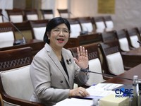 Calon Gubernur Bank Indonesia (BI), Destry Damayanti saat menjalani Uji Kelayakan atau Fit and Proper Test di Gedung DPR/MPR RI, Jakarta, Rabu (26/8/2026). (CNBC Indonesia/Faisal Rahman)