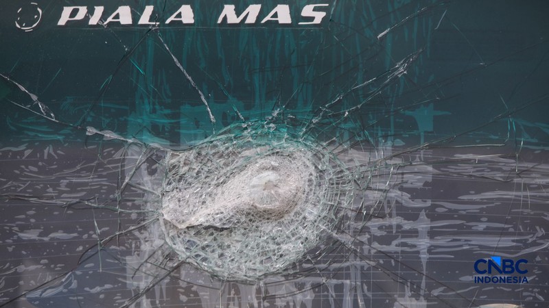 Masaa yang tergabung dalam Aliansi Masyarakat Pati Bersatu (AMPB) bersama elemen masyarakat lainnya yang akan terjun untuk menyampaikan aspirasi dalam aksi Demo pada (27/8) di Kompleks Parlemen, Senayan, Jakarta, mulai berdatangan, Rabu (26/8/2026). (CNBC Indonesia/Faisal Rahman)
