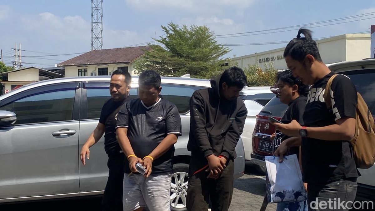 Duo Penipu Semarang Dibekuk Usai Peras Pria dari Tinder Modus Dituding Pebinor