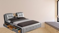 Mau Kamar Bernuansa Klasik Kayu Gelap? Dipan Hidrolik Warna Mahogany Ini Jawabannya 