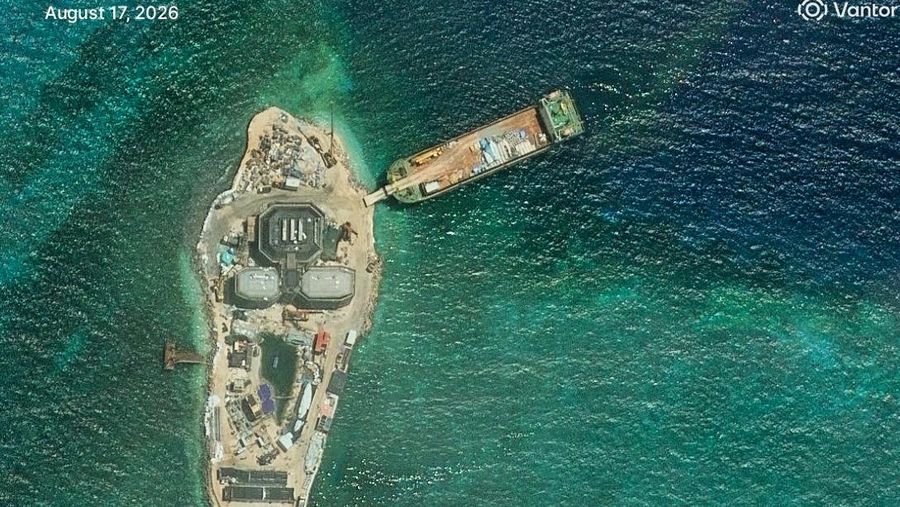 A satellite view of Yagong Reef in the Crescent Group of the Paracel Islands of the South China Sea, August 17, 2026. Vantor/Handout via REUTERS    THIS IMAGE HAS BEEN SUPPLIED BY A THIRD PARTY. NO RESALES. NO ARCHIVES. MANDATORY CREDIT. DO NOT OBSCU
