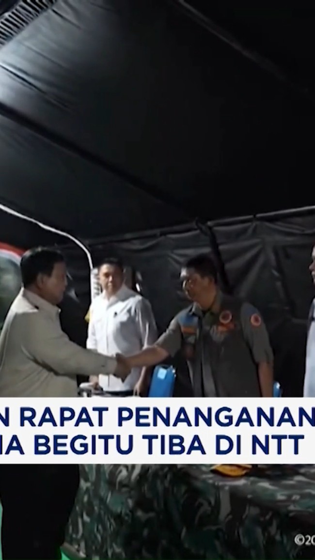 Tiba di NTT, Prabowo Pimpin Rapat Penanganan Dampak Bencana