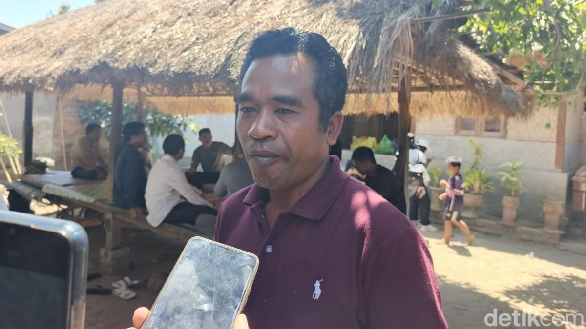 Warga Cerita Detik Kebakaran Desa Adat Sade