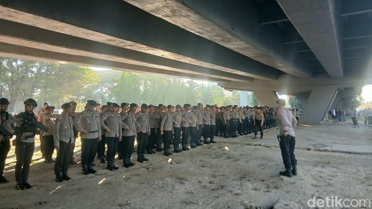 833 Personel Polrestabes Makassar Ikuti Apel Jelang Demo 27 Agustus Hari Ini