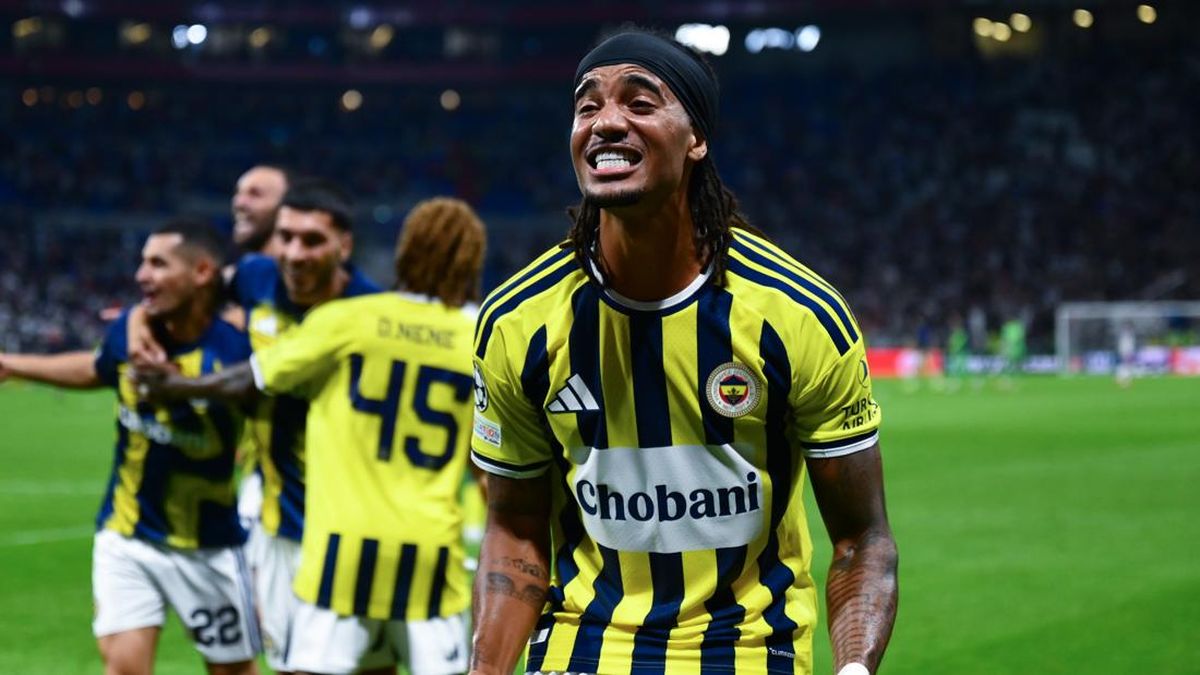 Fenerbahce Akhiri Dahaga 18 Tahun, Lolos ke Liga Champions!