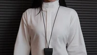 Satu Atasan, Tiga Gaya, Nggak Perlu Beli Baju Baru Tiap Ganti Style