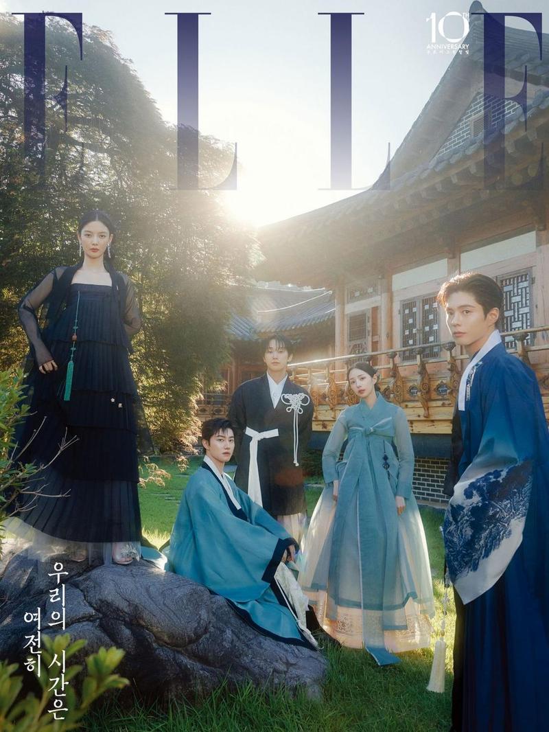 Potret Reuni Pemain Love In The Moonlight, Park Bo Gum cs Bikin Nostalgia