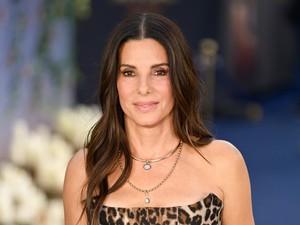 Sandra Bullock Ungkap Cara Habiskan Uang Miliaran Hasil Main Film
